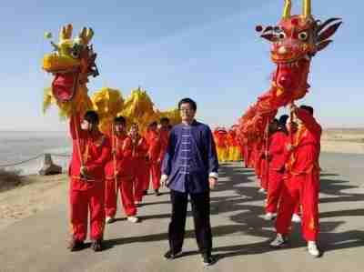 寻华夏之魂，探东方文脉根源                        威山道人—龙的传人