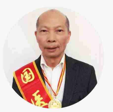 热烈庆祝中华人民共和国成立七十六周年 中医名家国医大师韩世圣庆贺诗词