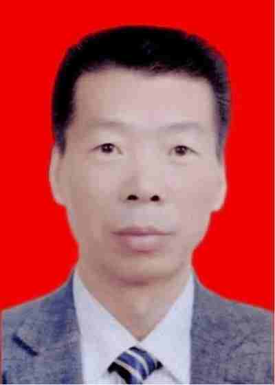 以匠心守正创新，用仁术传承国粹 黄斑变性的克星中医世家六代传人——梁振华院长