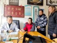 以匠心守正创新，用仁术传承国粹 黄斑变性的克星中医世家六代传人——梁振华院长