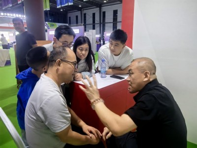 大医精诚 悬壶济世——记国医名师段建邦