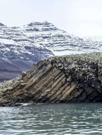 《“地球大龟裂”理论源自“星球生命运动学