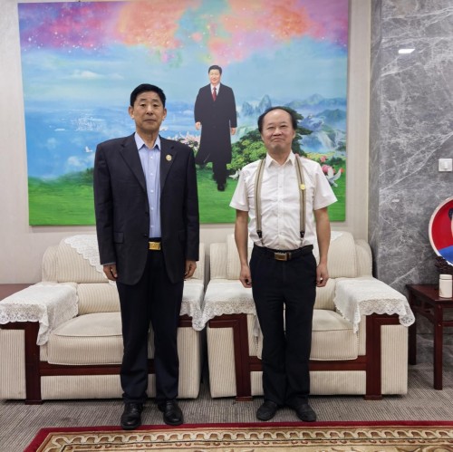 【诺贝尔奖孵化中心会客厅】 【诺贝尔化学/物理学奖孵化课题：彭宏钟《地球近日/远日点“近冷远热”机制数理化基础宏微分析》】