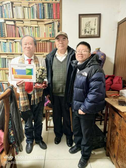 【诺贝尔奖孵 化中心会客厅】