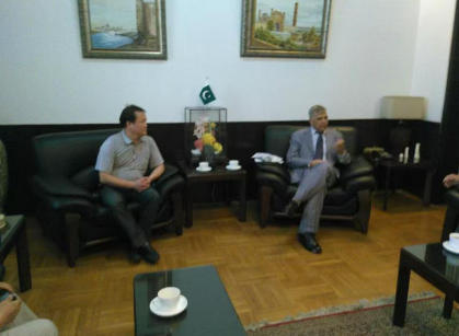 【诺贝尔奖 孵 化中心会 客厅】