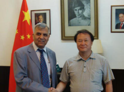 【诺贝尔奖 孵 化中心会 客厅】