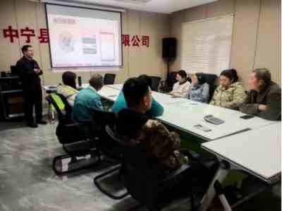 工伤预防入企，护航安全发展 中宁县开展重点企业回访培训工作
