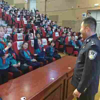 【国家安全日】东川监狱联合青海省图书馆到西宁市文苑小学开展校园安全教育