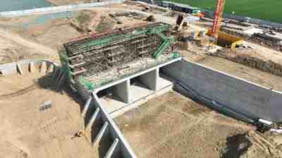 抓住水利建设黄金期，推进中小河流治理工程